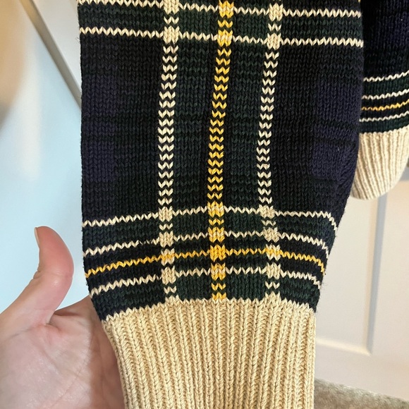 Nautica Crew Neck Sweater in Cream and Blue with Cable Knit - Picture 3 of 4